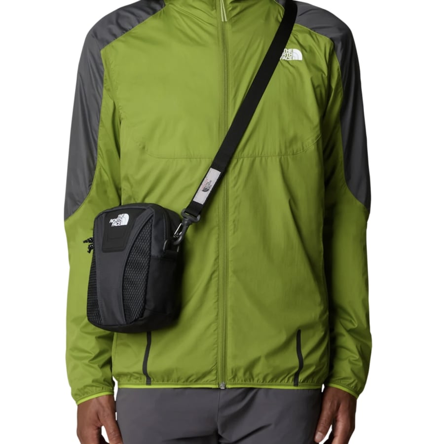 The North Face Y2K Shoulder Bag Black | Mainline Menswear